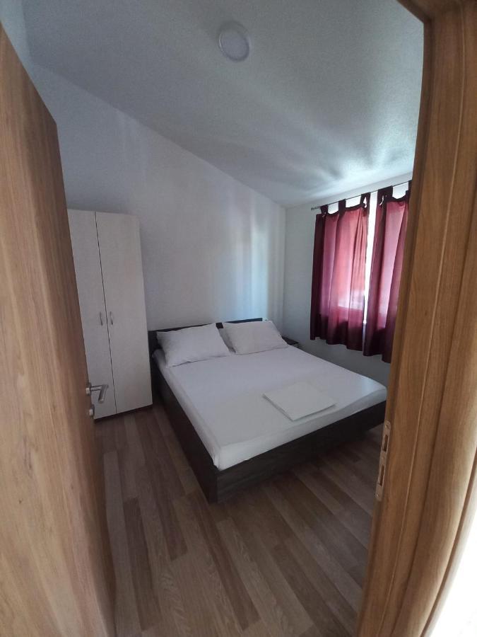 Apartmani Jopi Неум Экстерьер фото