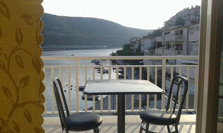 Apartmani Jopi Неум Экстерьер фото